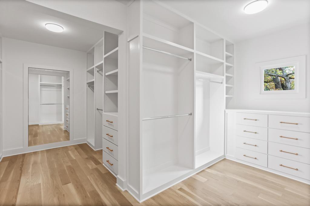 5895 Riverwood Drive