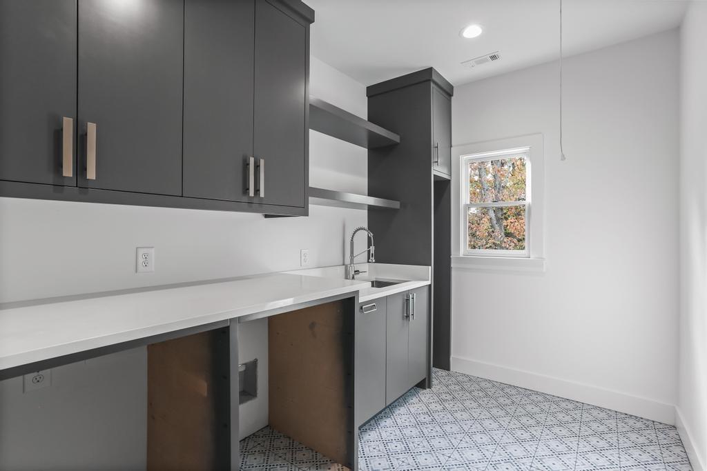 5895 Riverwood Drive