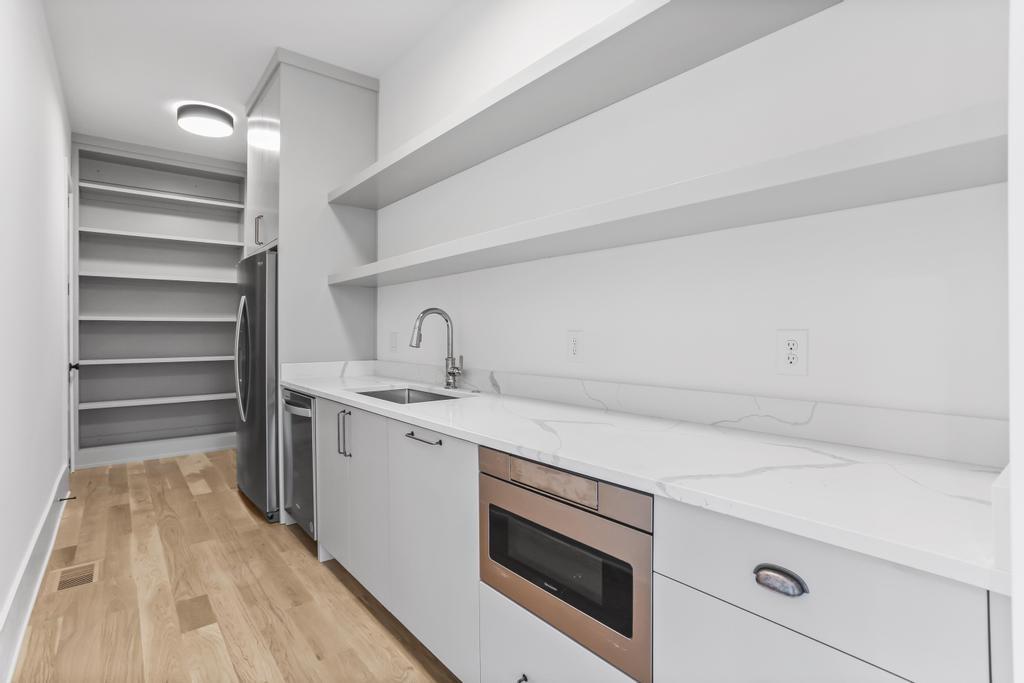 5895 Riverwood Drive