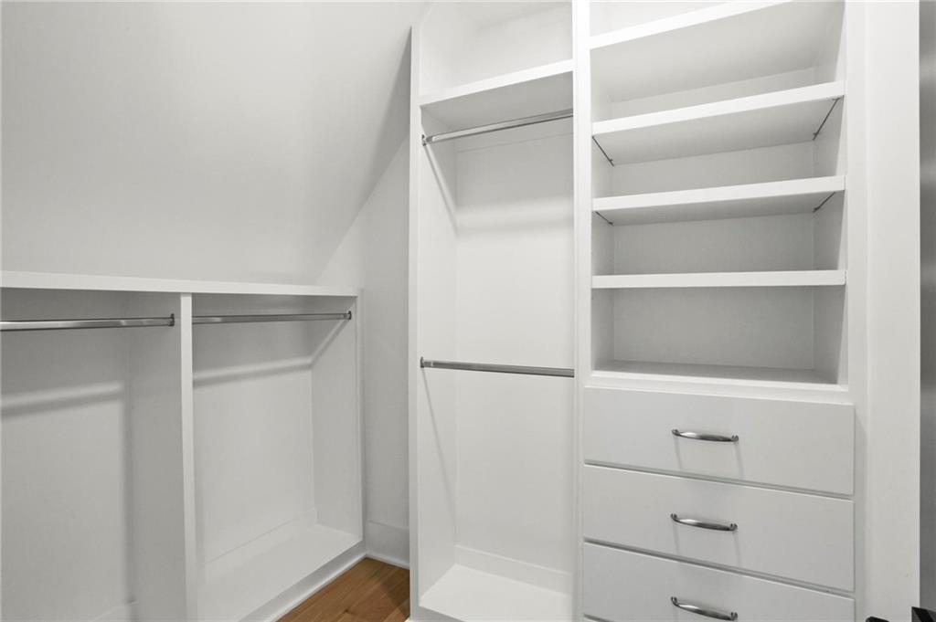 4815 Merlendale Court