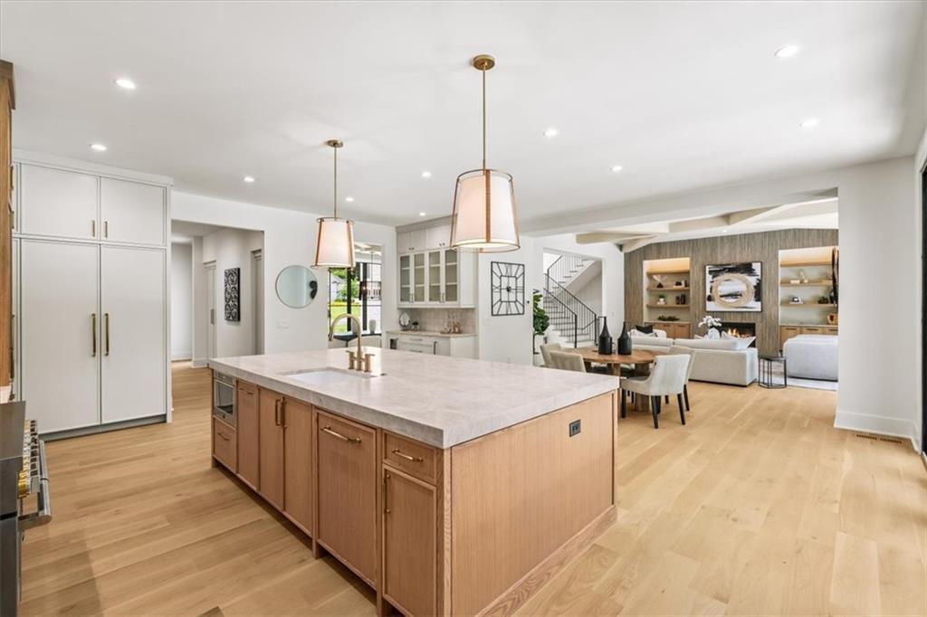 4785 Merlendale Court