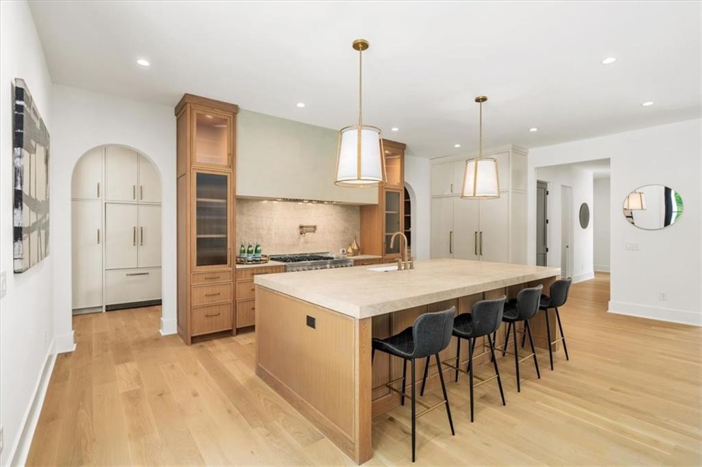 4785 Merlendale Court