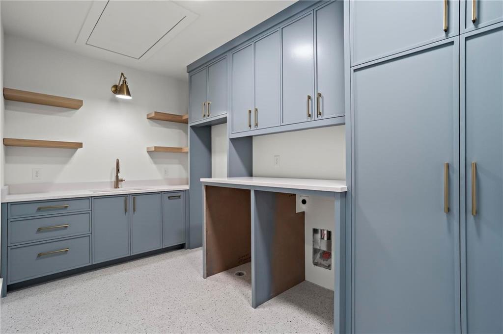 4785 Merlendale Court