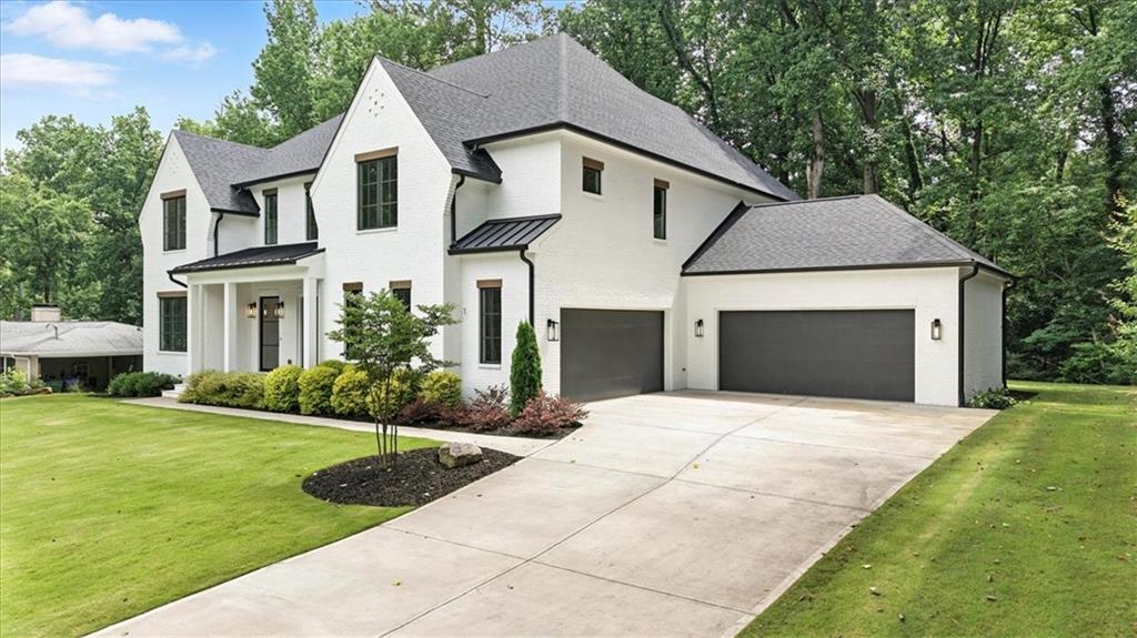 6175 River Shore Parkway