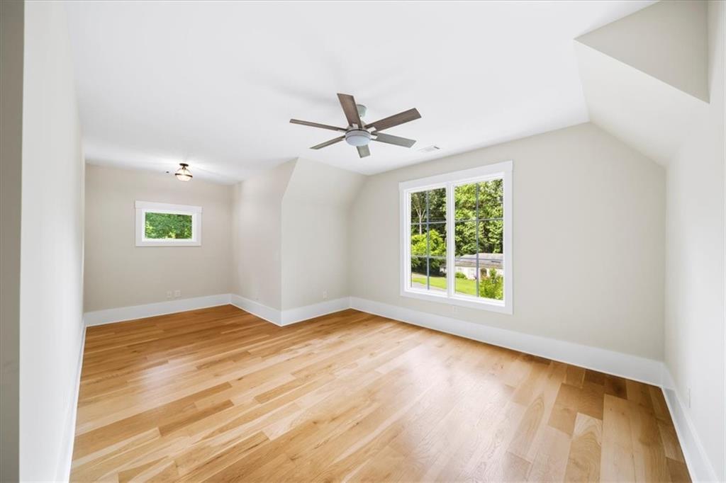 6175 River Shore Parkway