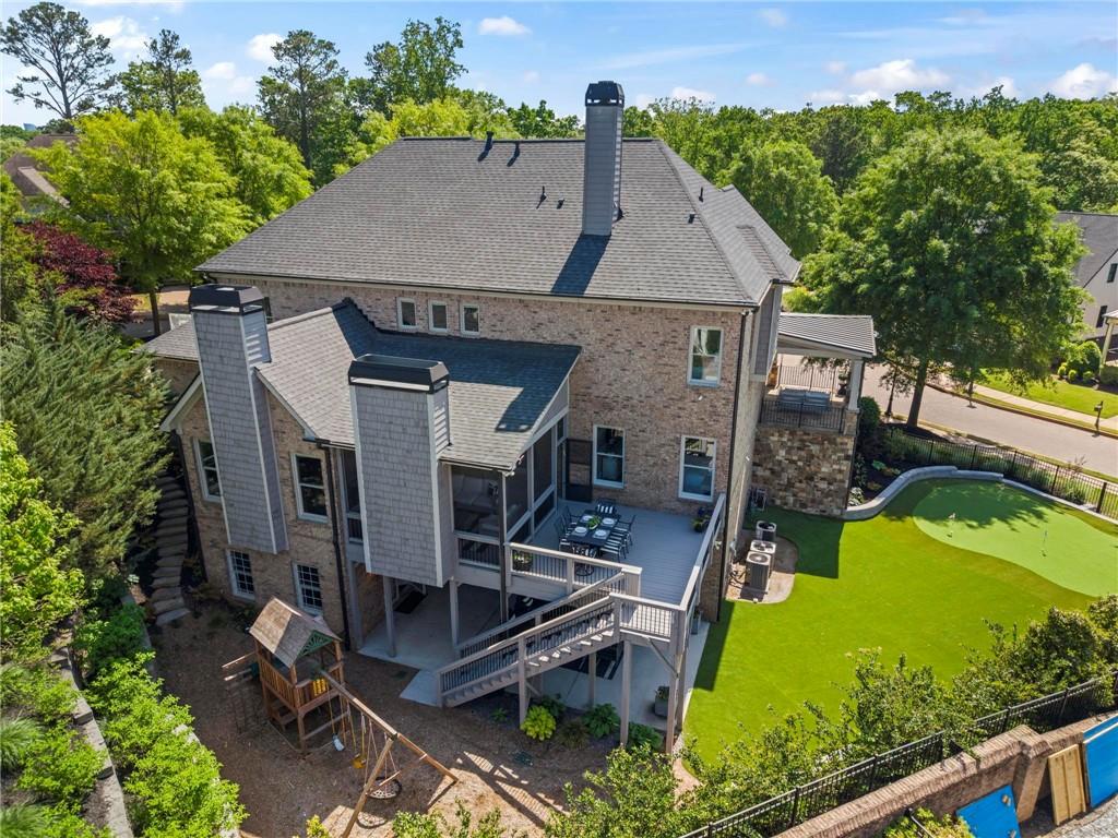 490 Belada Boulevard