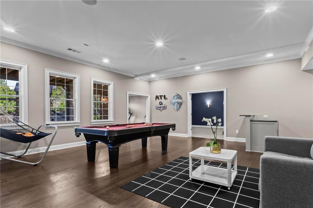 490 Belada Boulevard