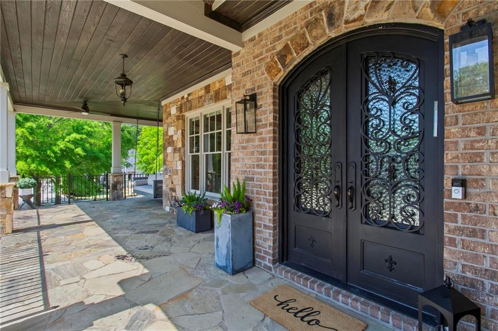 490 Belada Boulevard