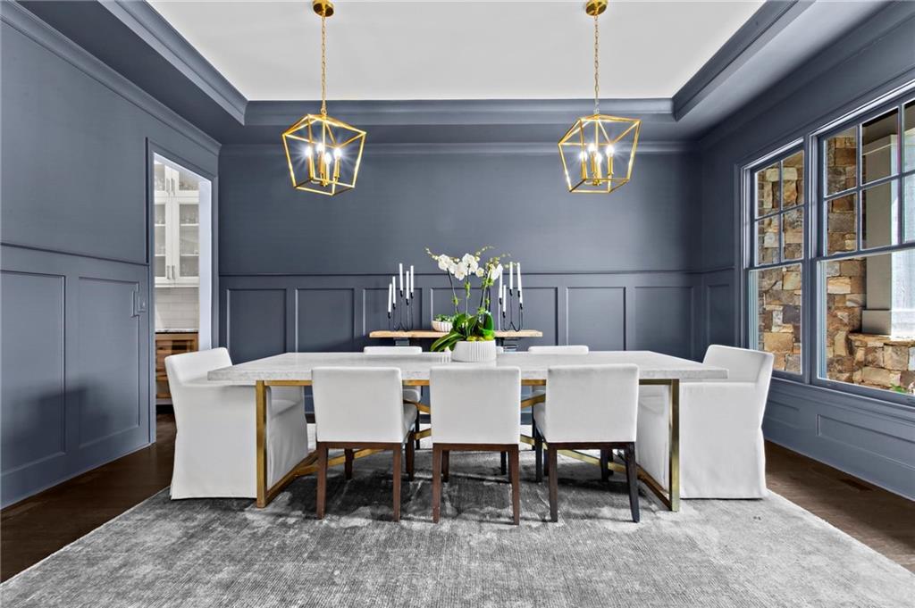 490 Belada Boulevard