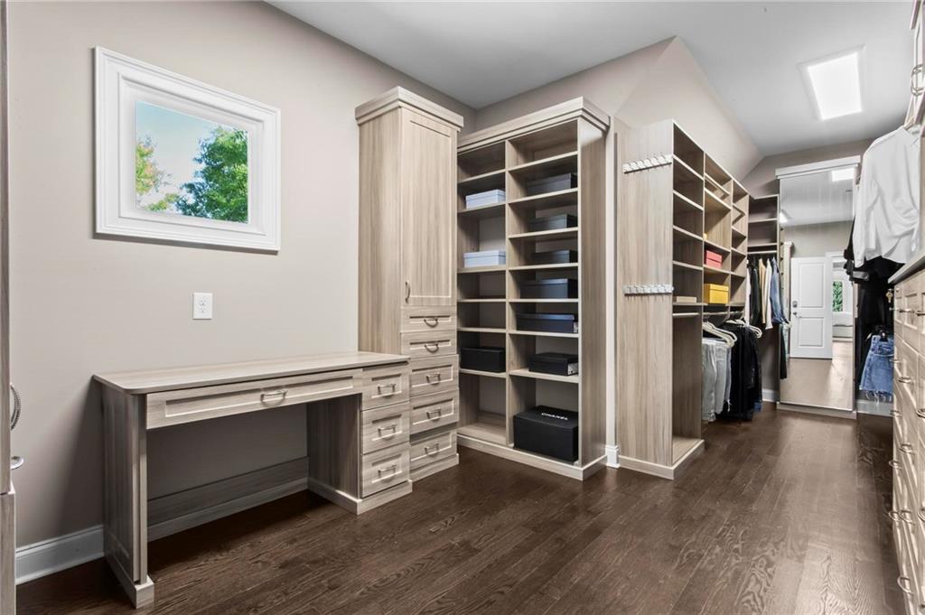 490 Belada Boulevard