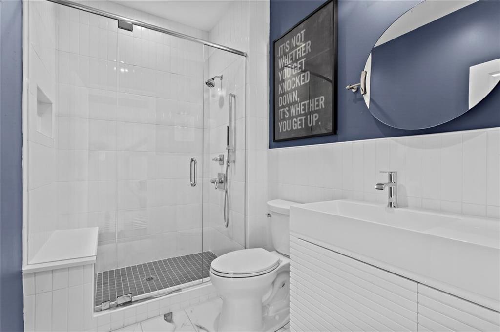 490 Belada Boulevard