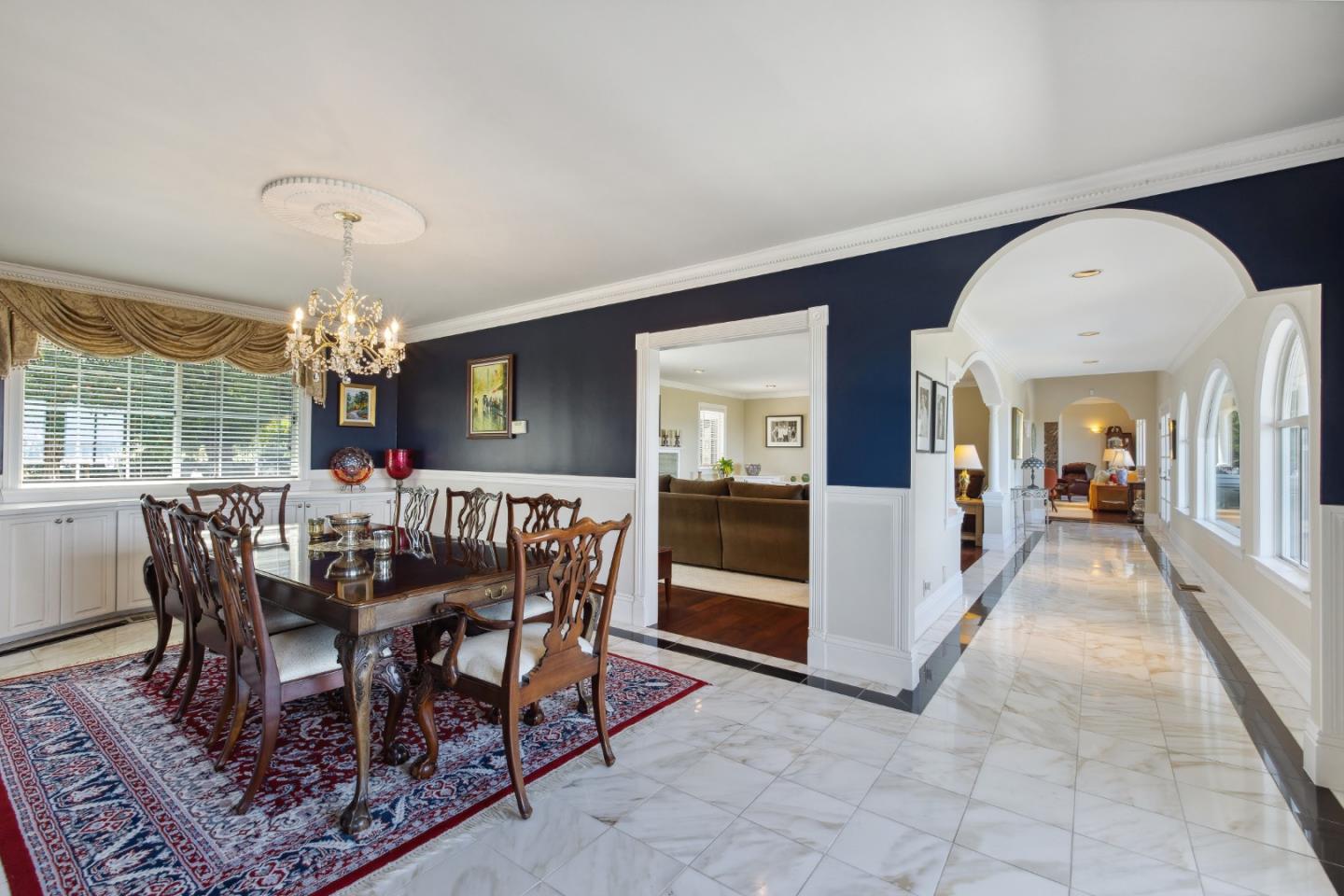 2500 Summit DR