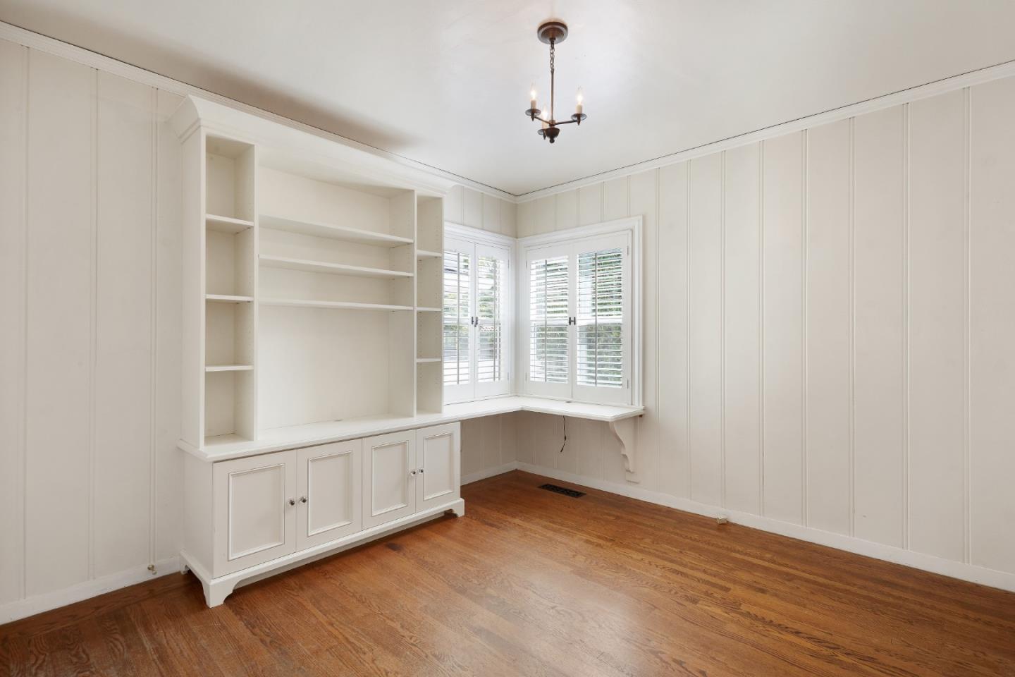 501 Avila RD