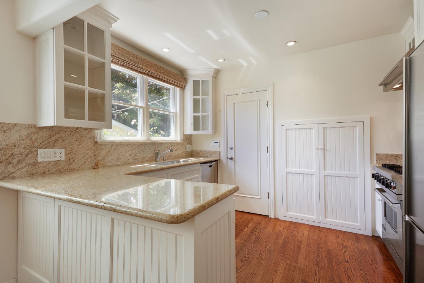 501 Avila RD