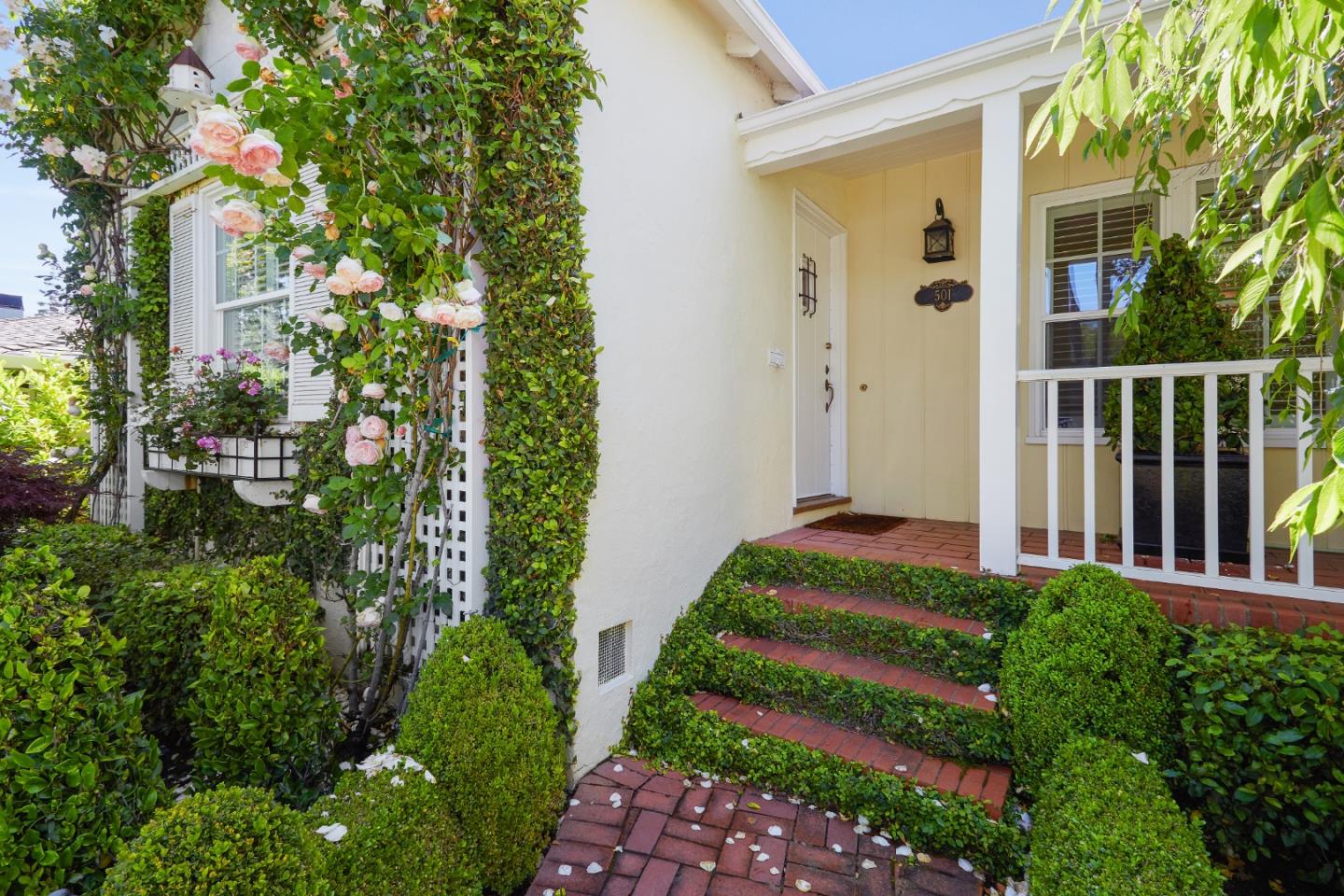 501 Avila RD