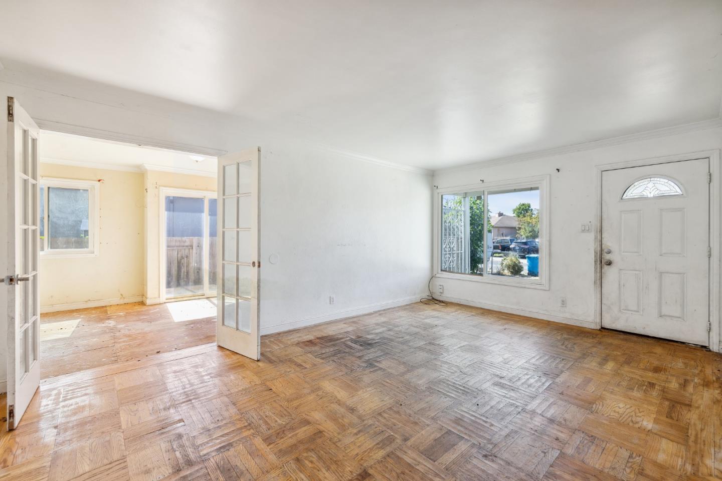 224 Wisteria DR
