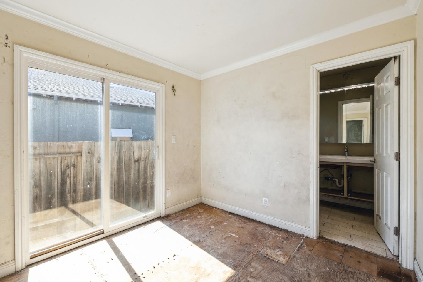 224 Wisteria DR