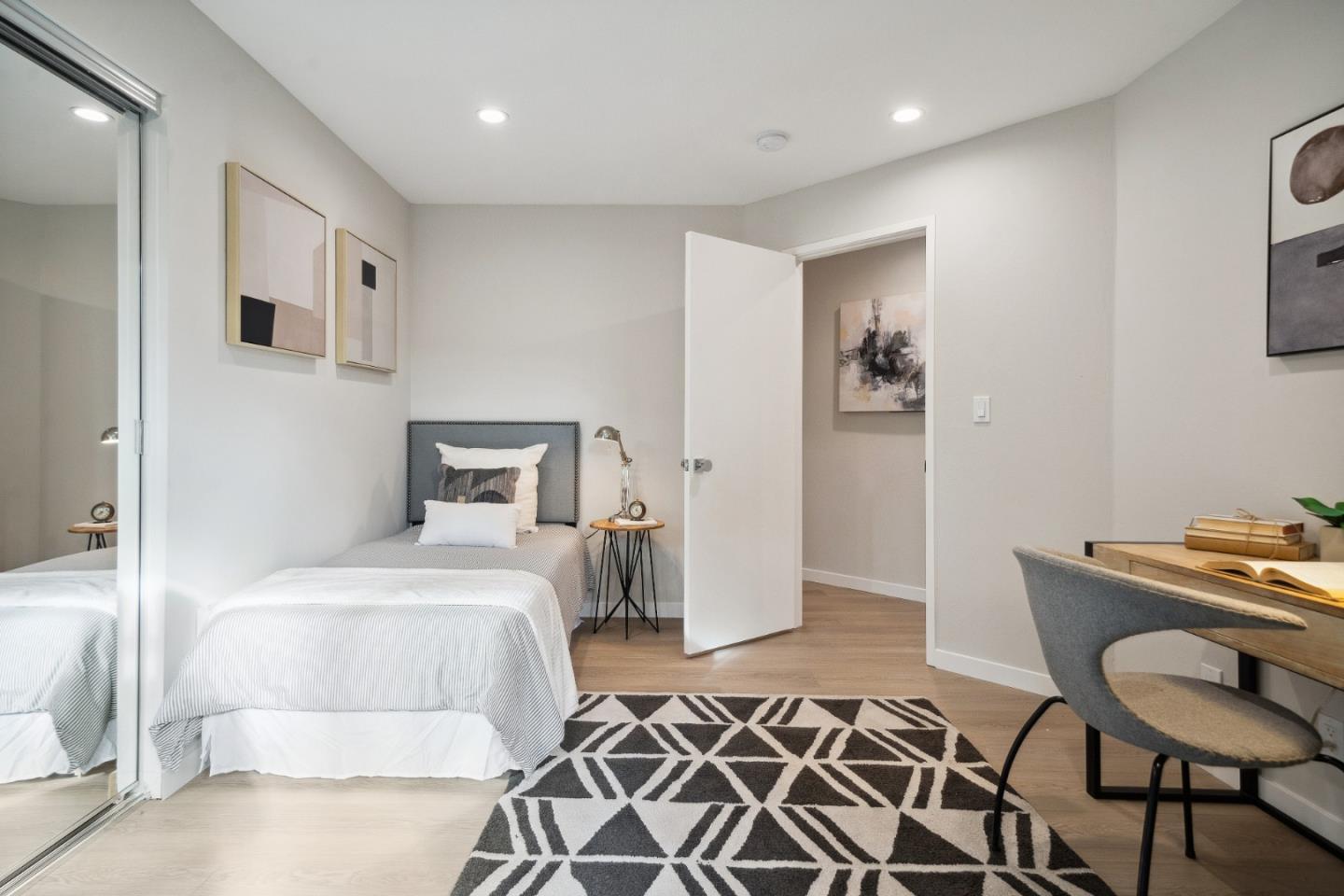 1551 Southgate AVE 223