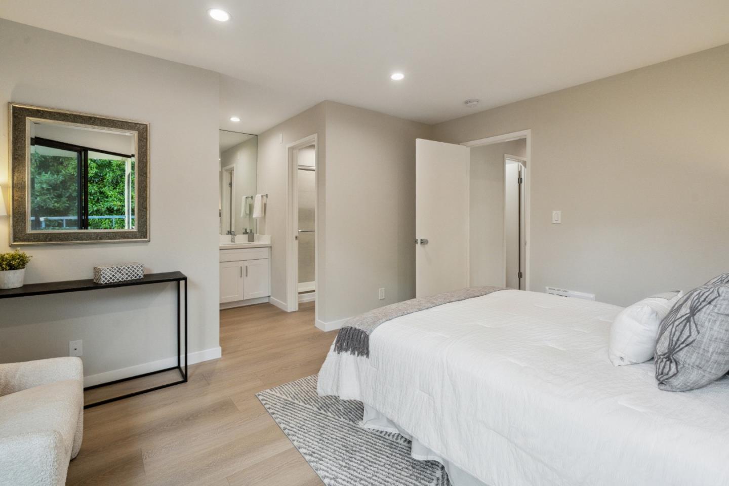 1551 Southgate AVE 223