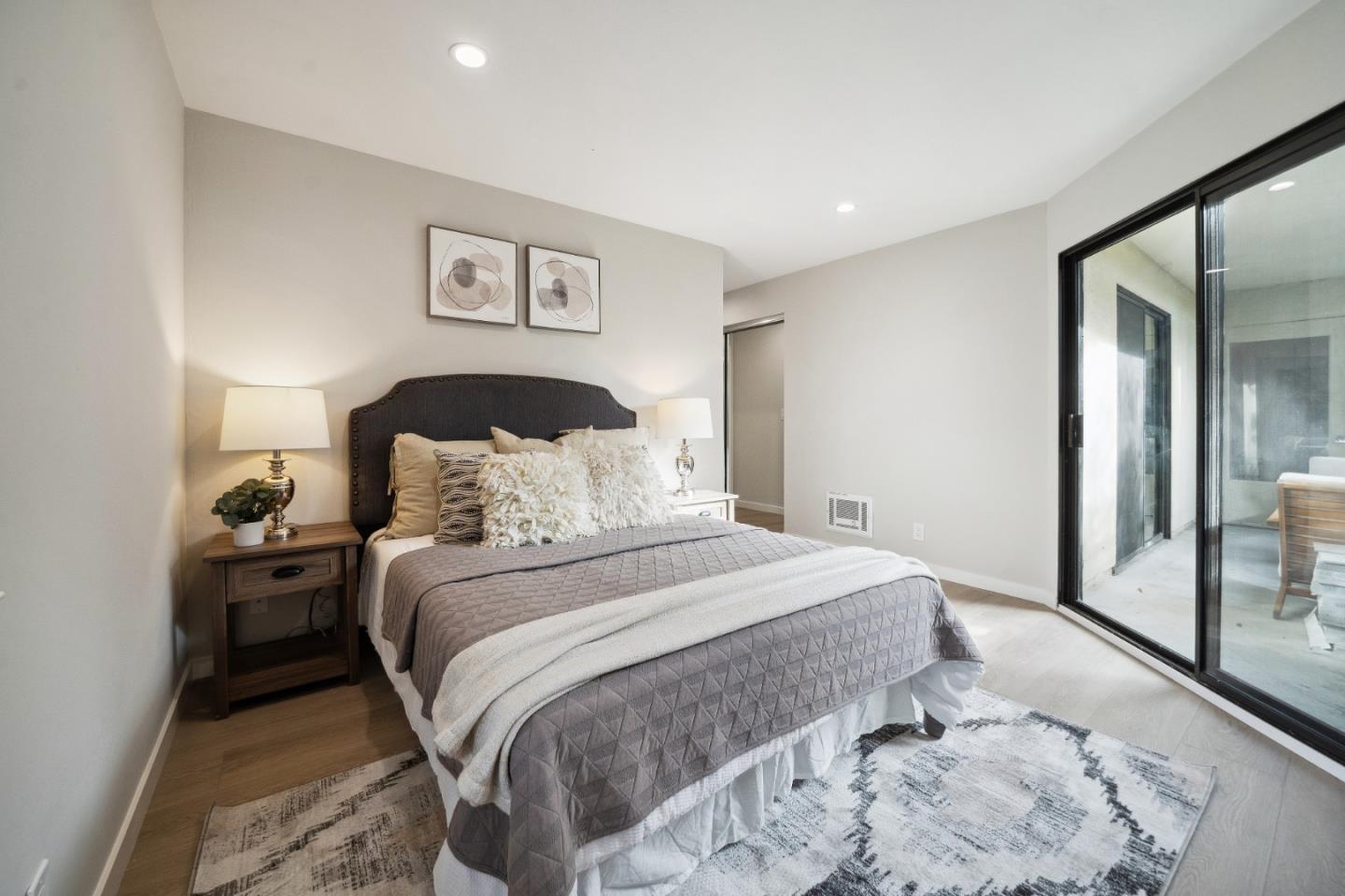 1551 Southgate AVE 223