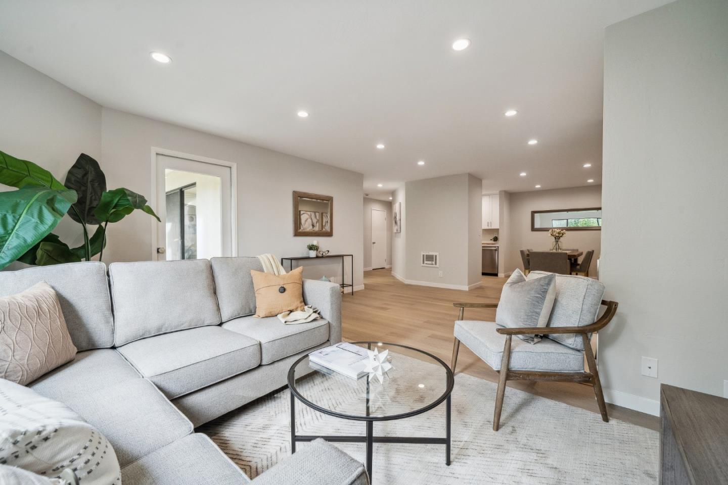 1551 Southgate AVE 223