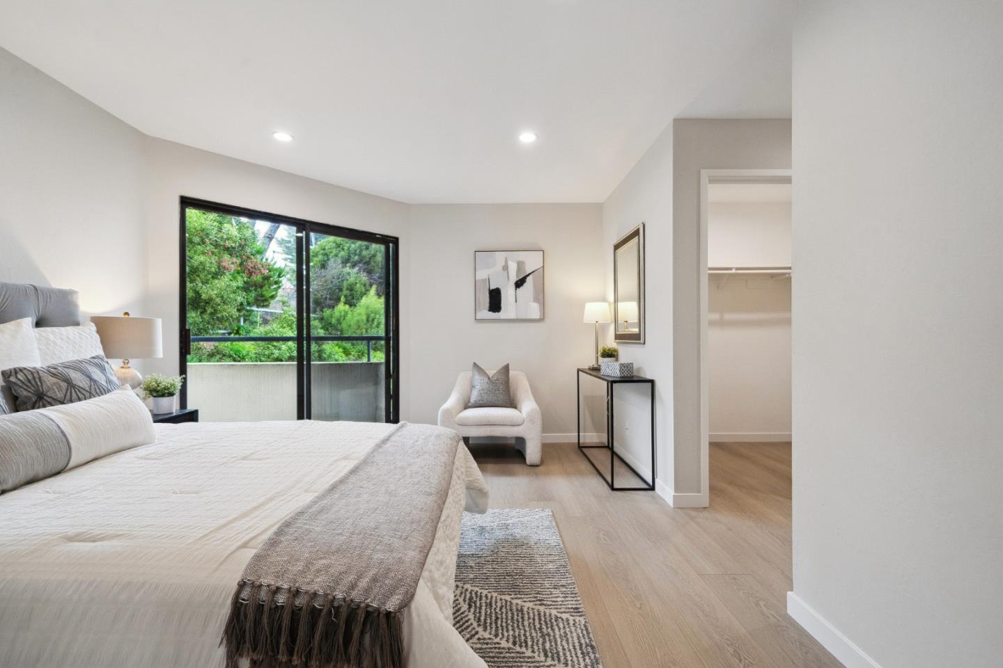 1551 Southgate AVE 223