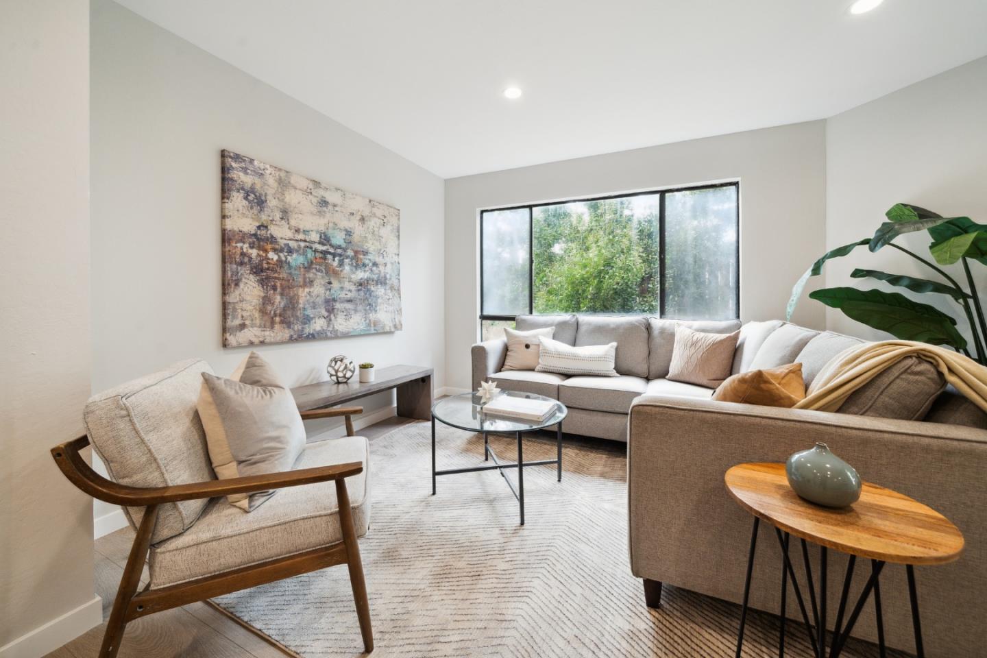 1551 Southgate AVE 223