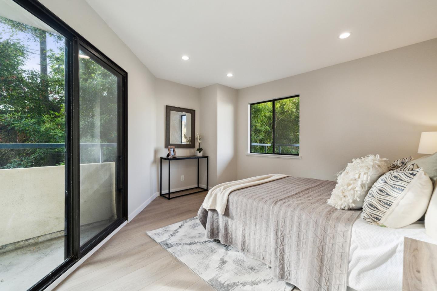 1551 Southgate AVE 223