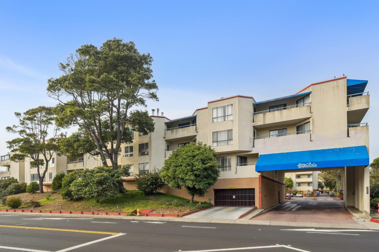 1551 Southgate AVE 223