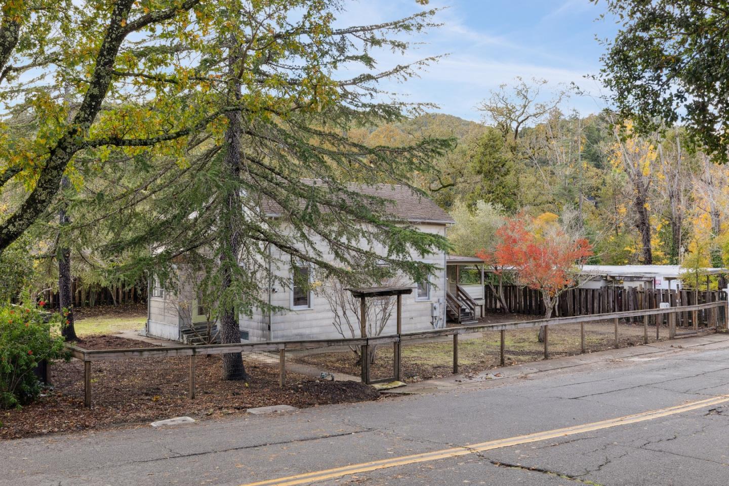 9 Olema RD