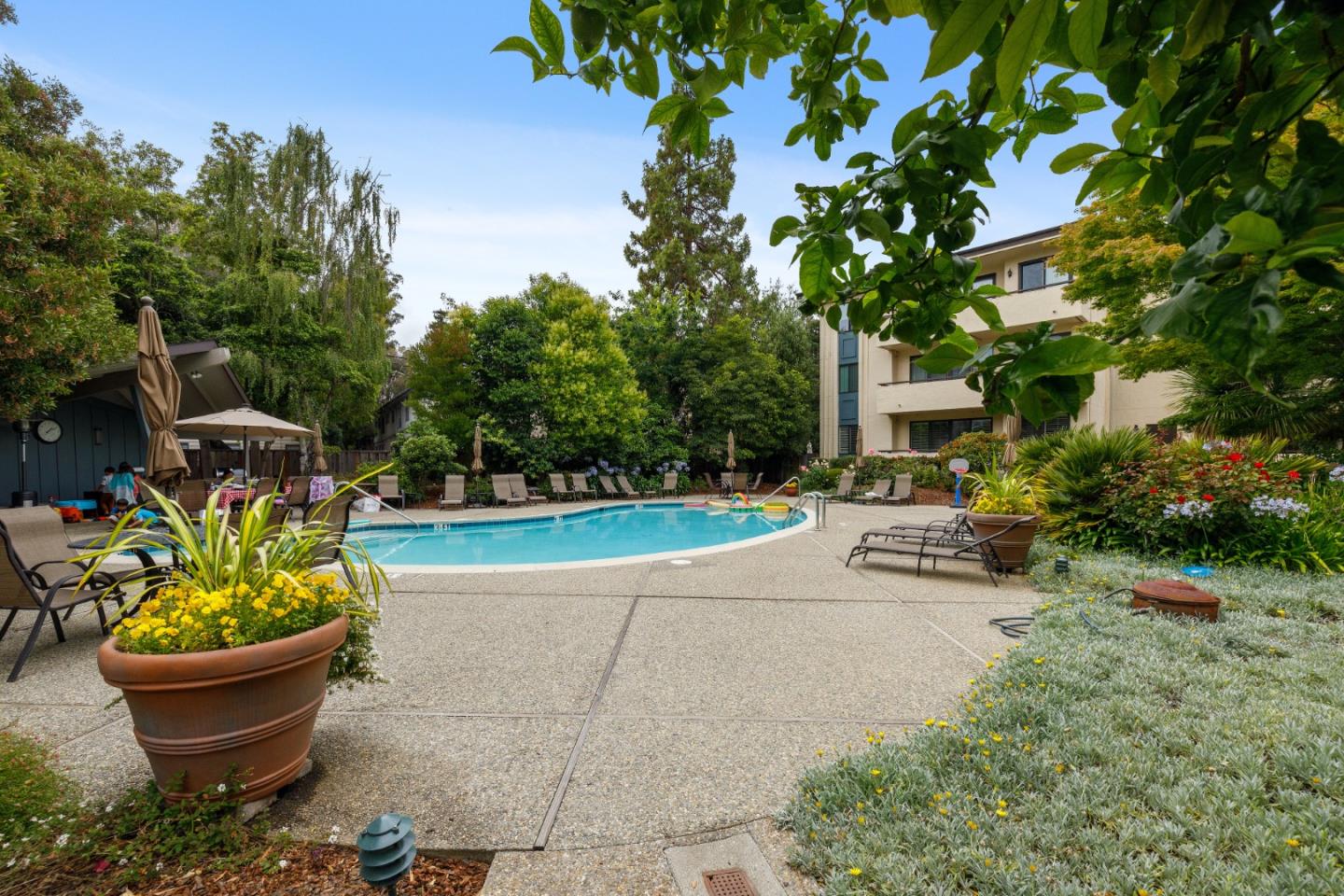 525 Almer Road 107