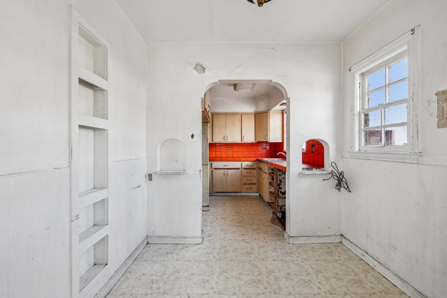 314 East Santa Inez Avenue