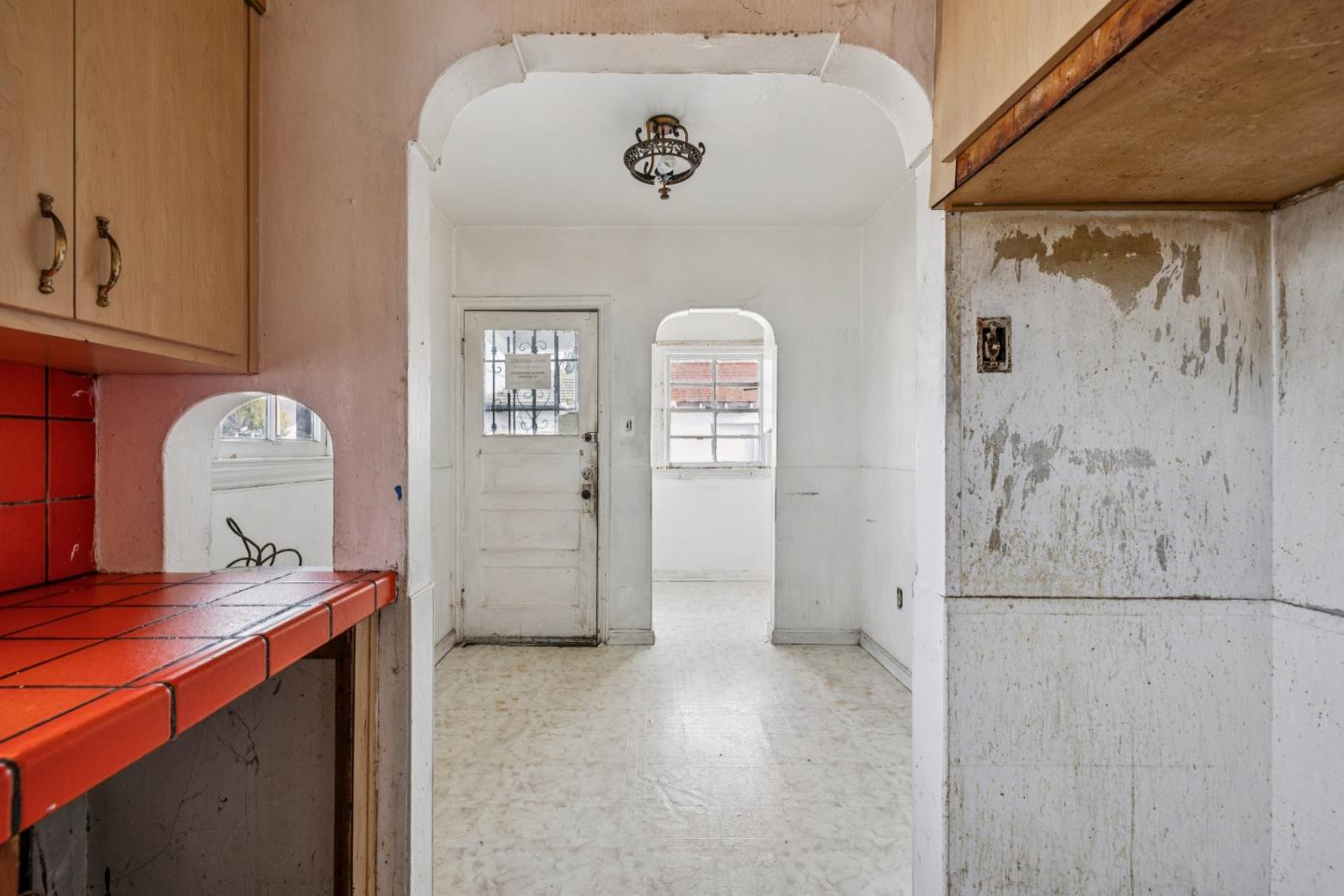 314 East Santa Inez Avenue