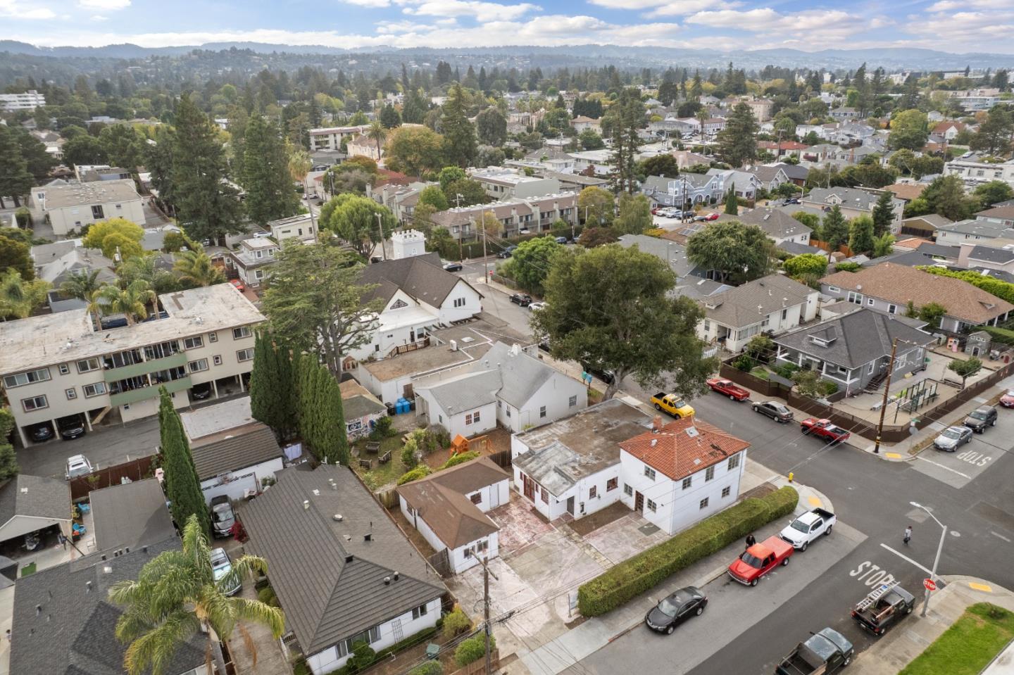 314 East Santa Inez Avenue