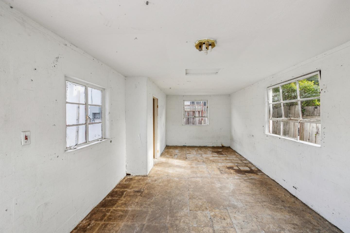 314 East Santa Inez Avenue