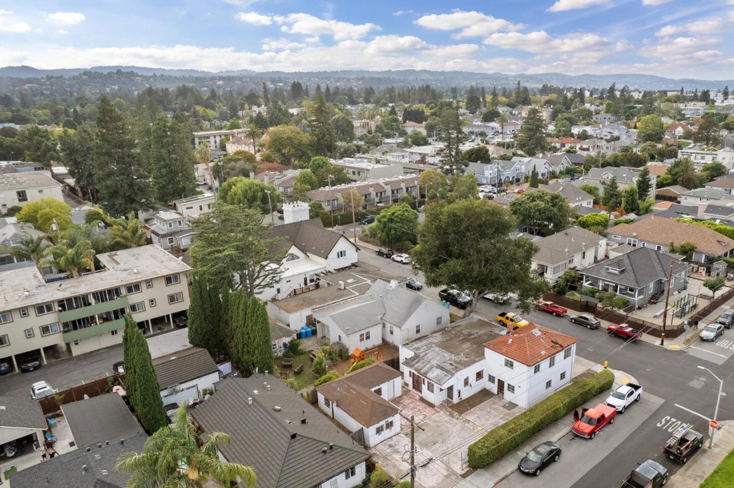 314 East Santa Inez Avenue