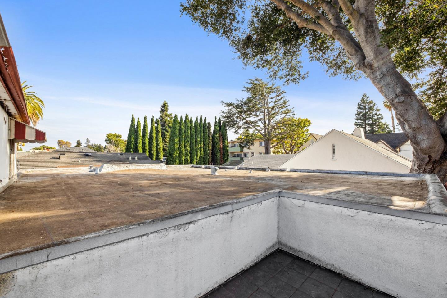 314 East Santa Inez Avenue