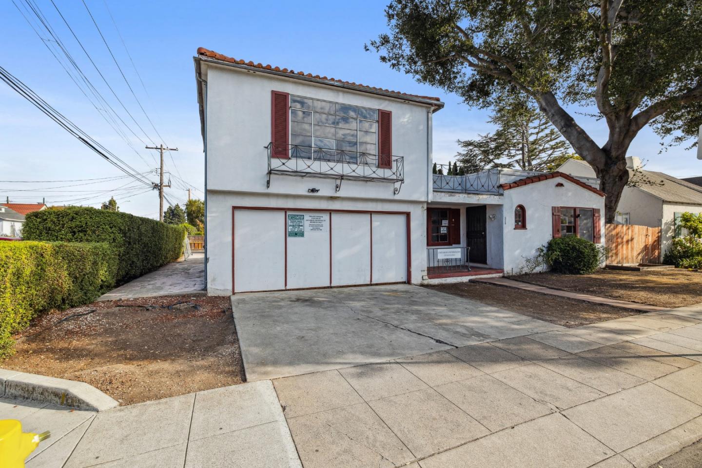 314 East Santa Inez Avenue