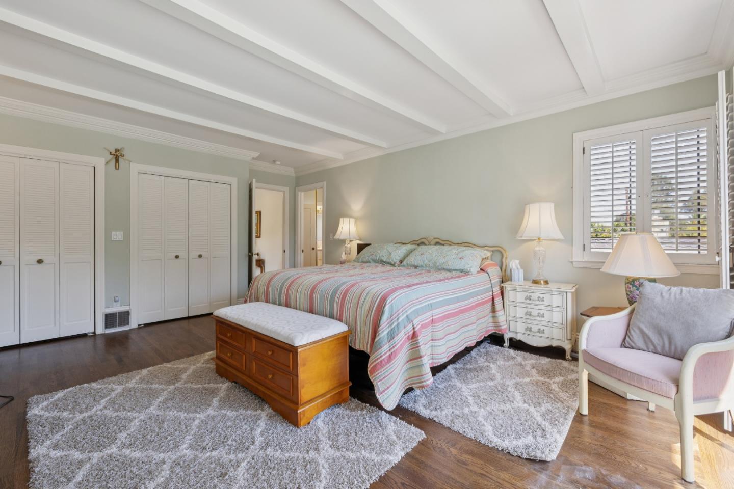 2301 Easton Drive