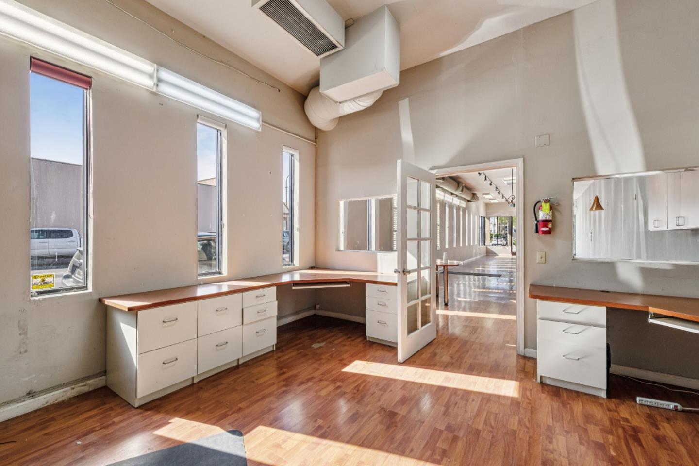 33 West 25th Avenue