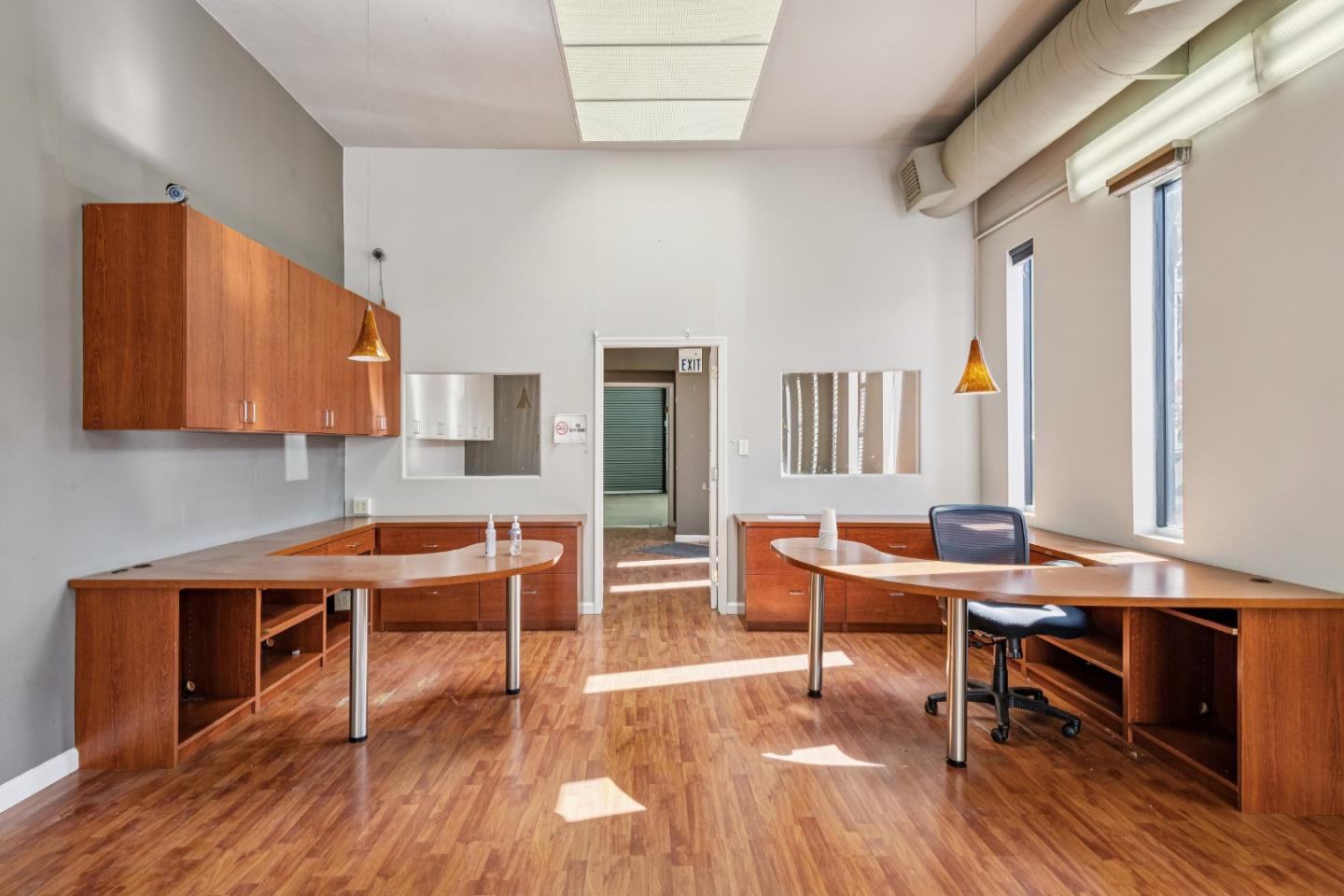 33 West 25th Avenue