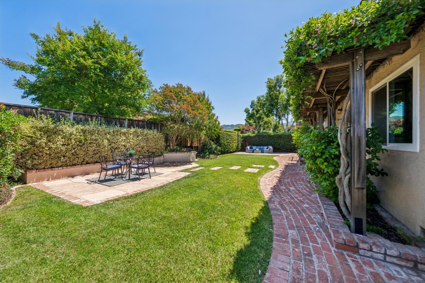 6532 Timberview Drive