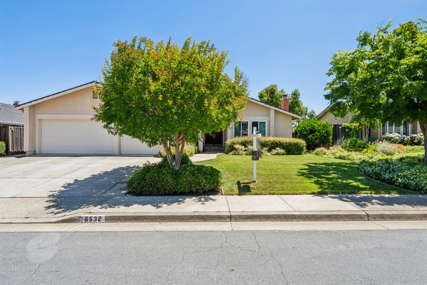 6532 Timberview Drive