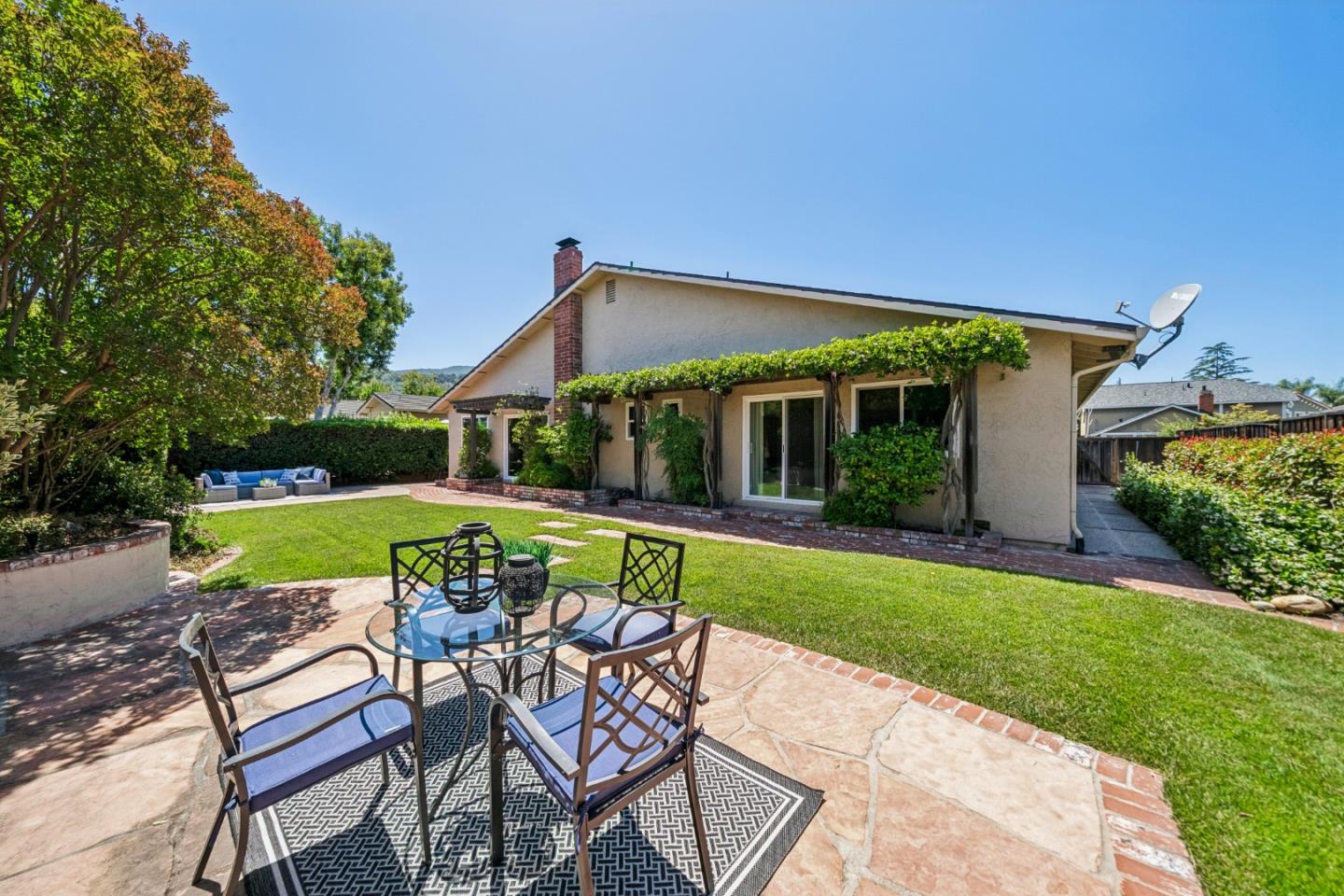 6532 Timberview Drive