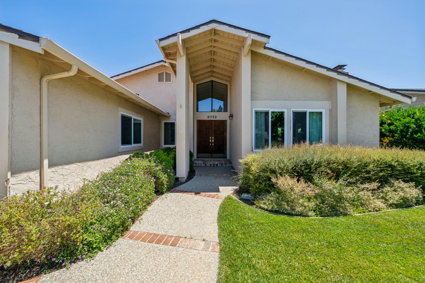 6532 Timberview Drive