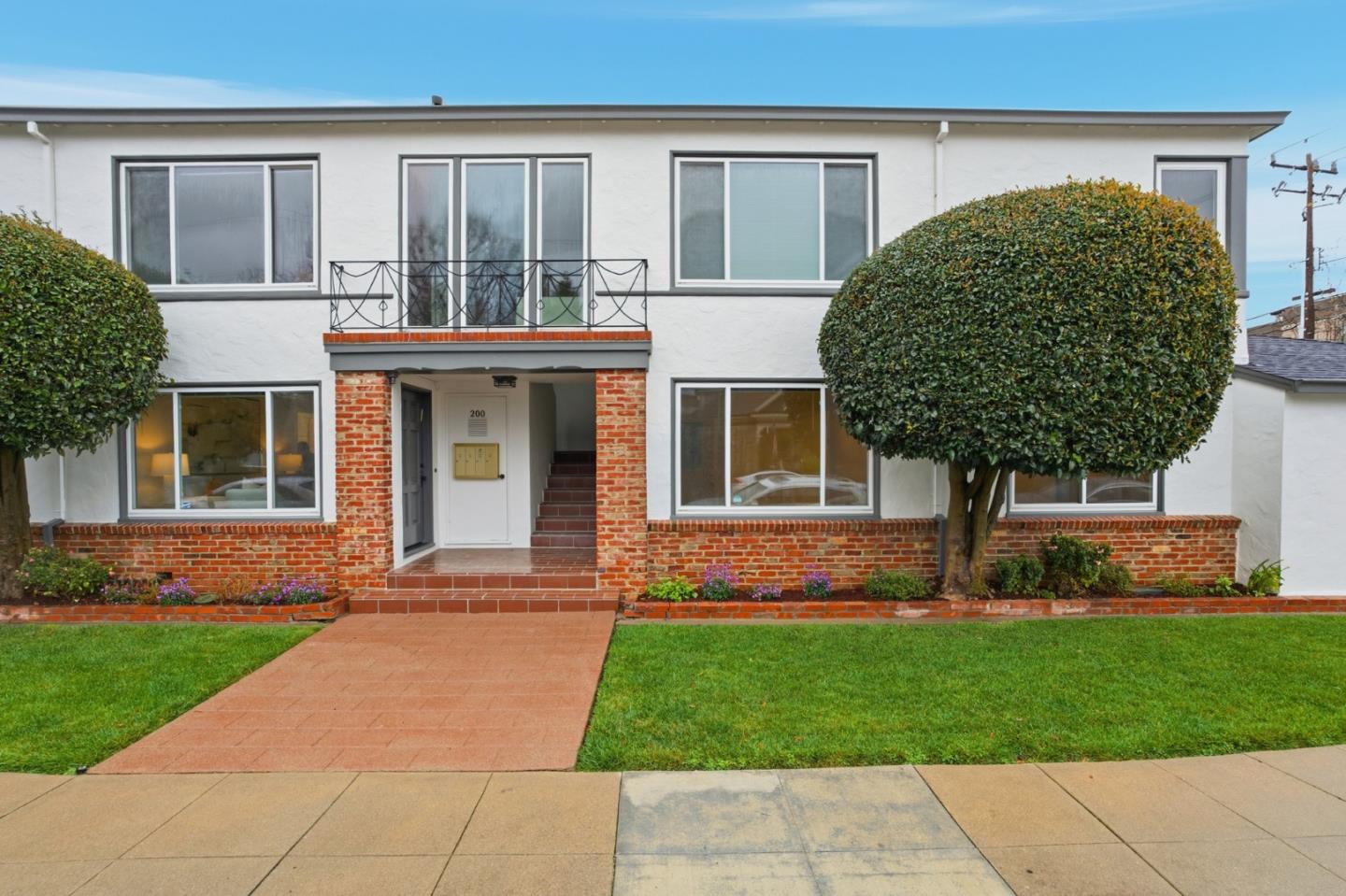 200 Anita RD 2