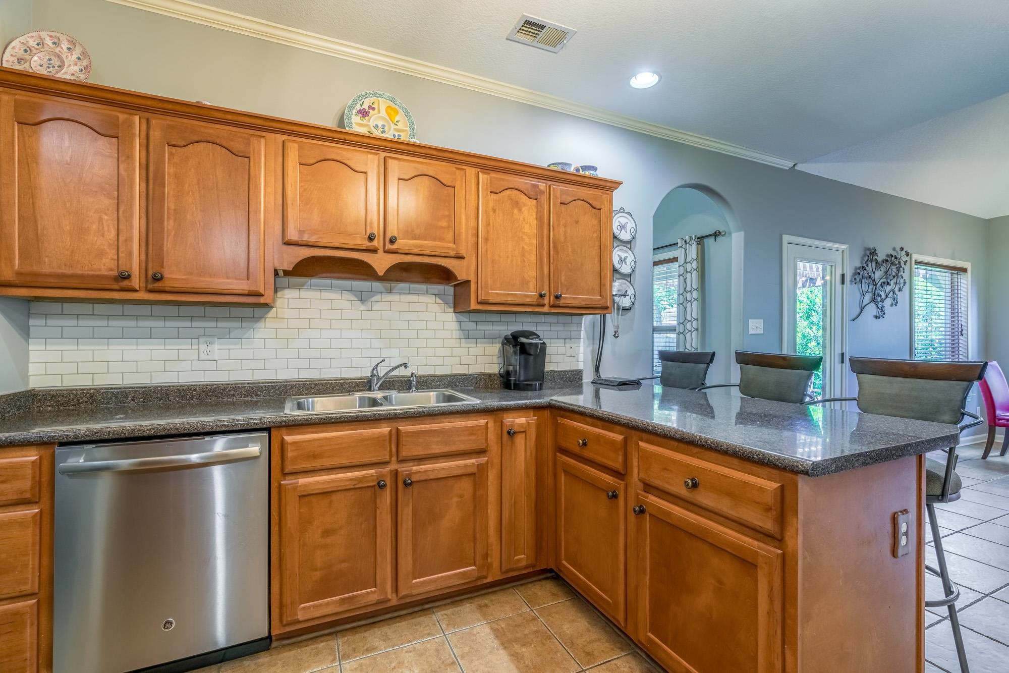 12154 BROOKS RIVER DR