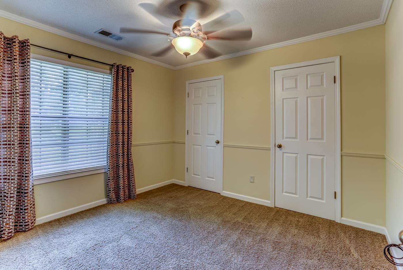 6640 LAUREL VALLEY DR