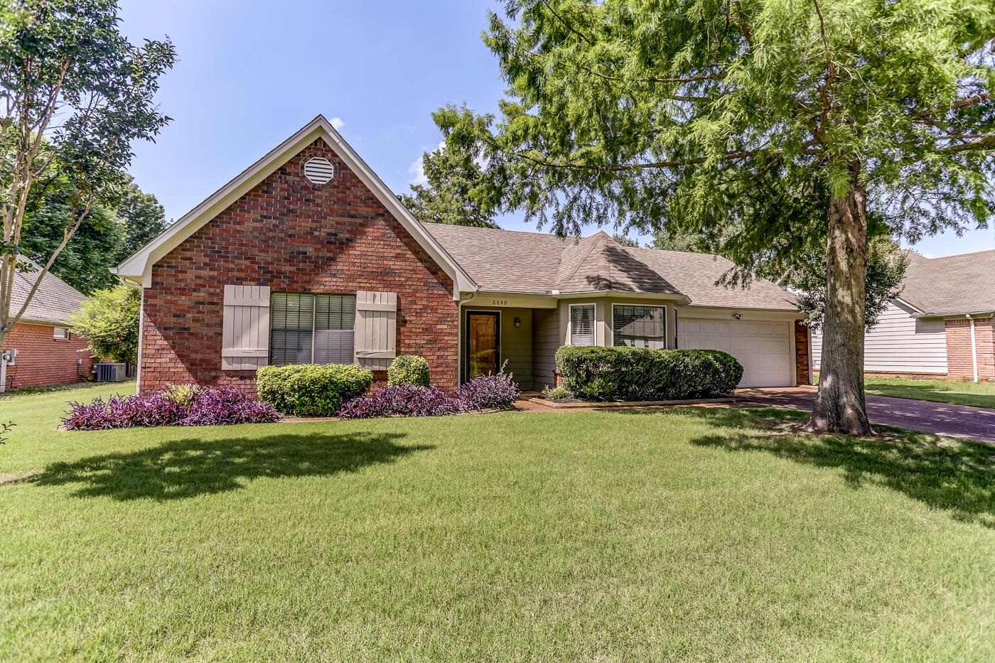 6640 LAUREL VALLEY DR