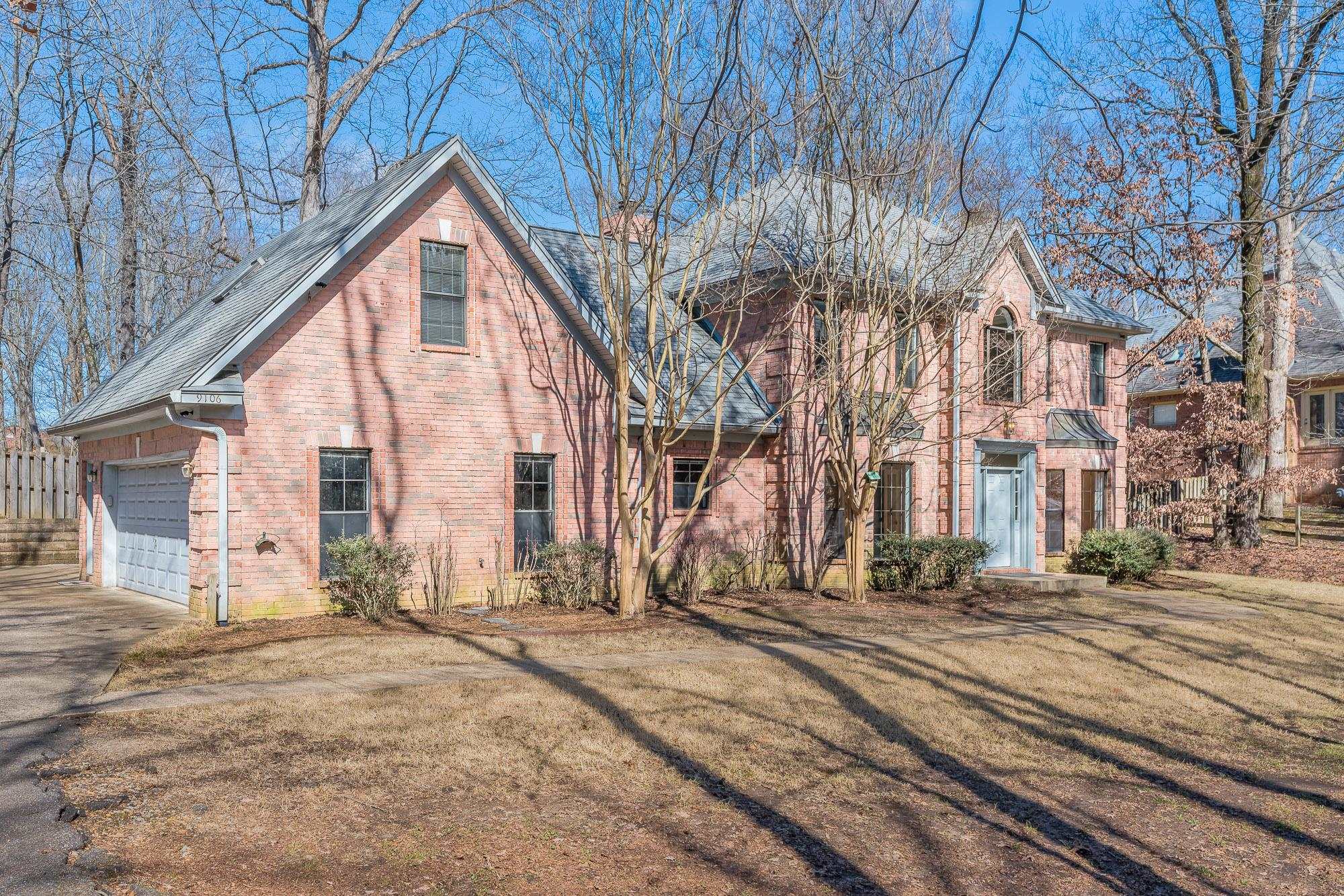 9106 N WILDERWOOD LN